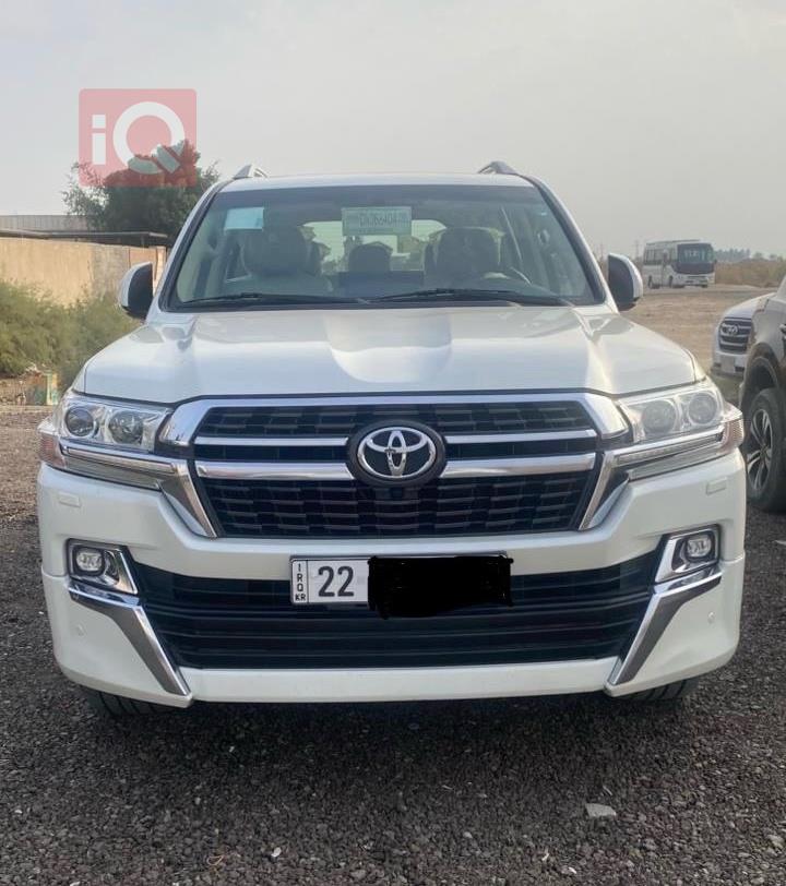 تويوتا لاندكروزر